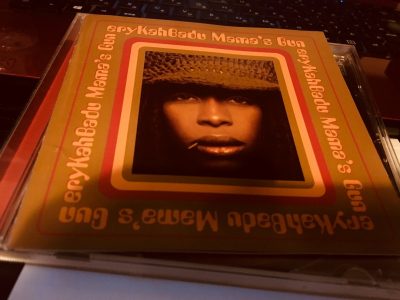 Erykah Badu / Mama's Gun