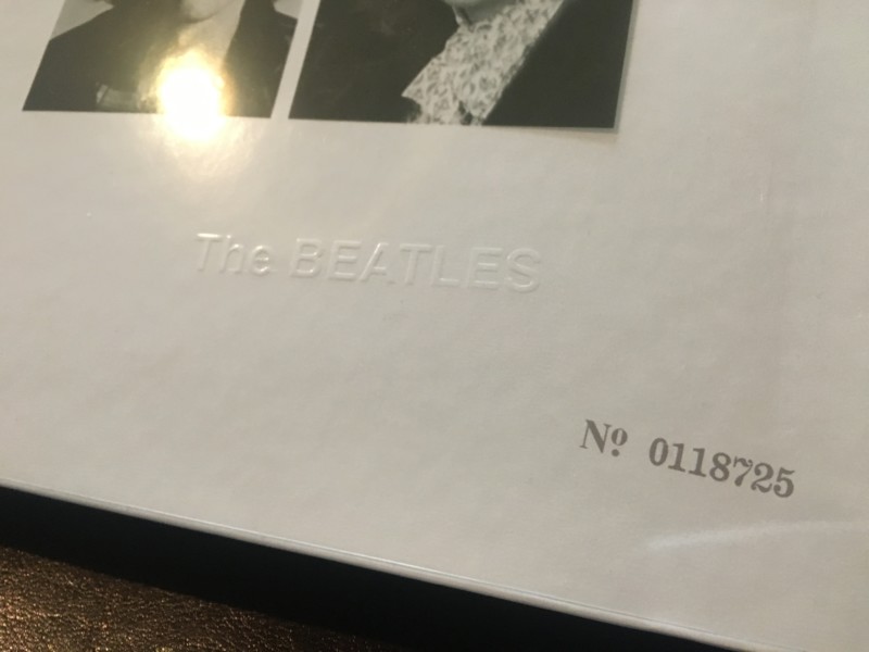 ザ・ビートルズ（ホワイト・アルバム）』スーパー・デラックス